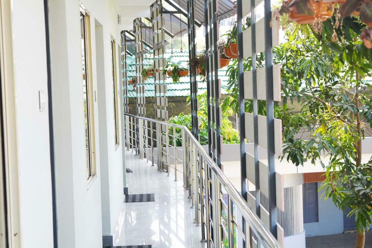 Jippus Galaxy Budget Air Port Hotel Kochi المظهر الخارجي الصورة